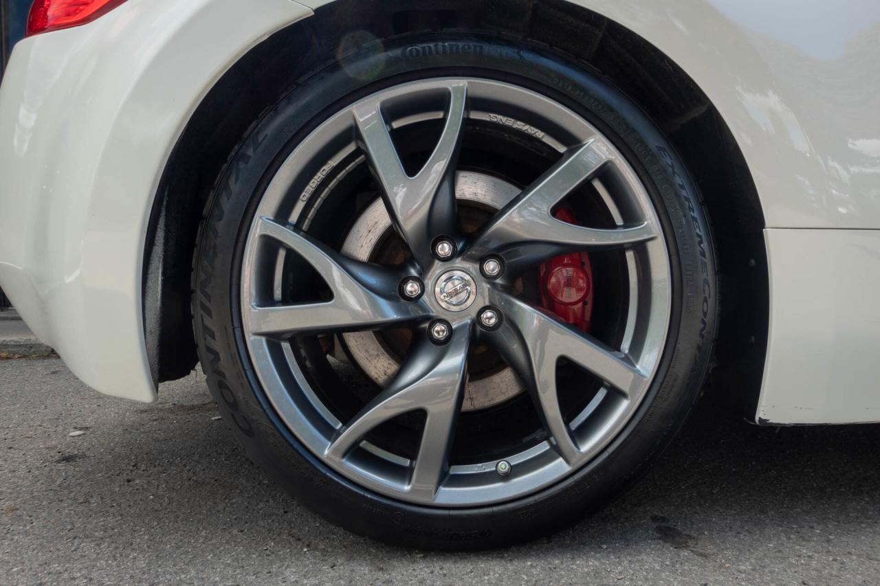 2017 Nissan 370Z 370Z Coupe Sport Touring Photo