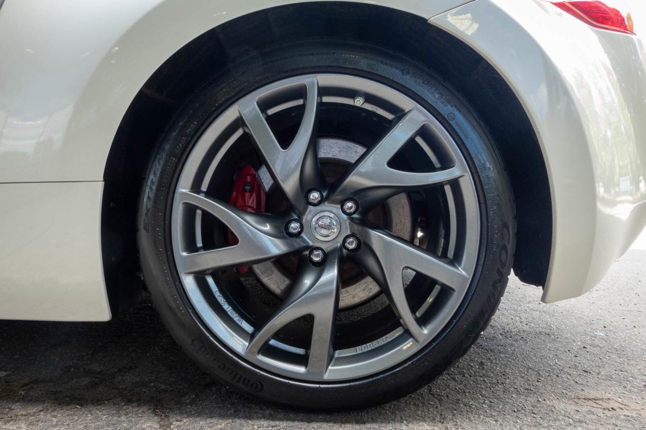 2017 Nissan 370Z 370Z Coupe Sport Touring Photo