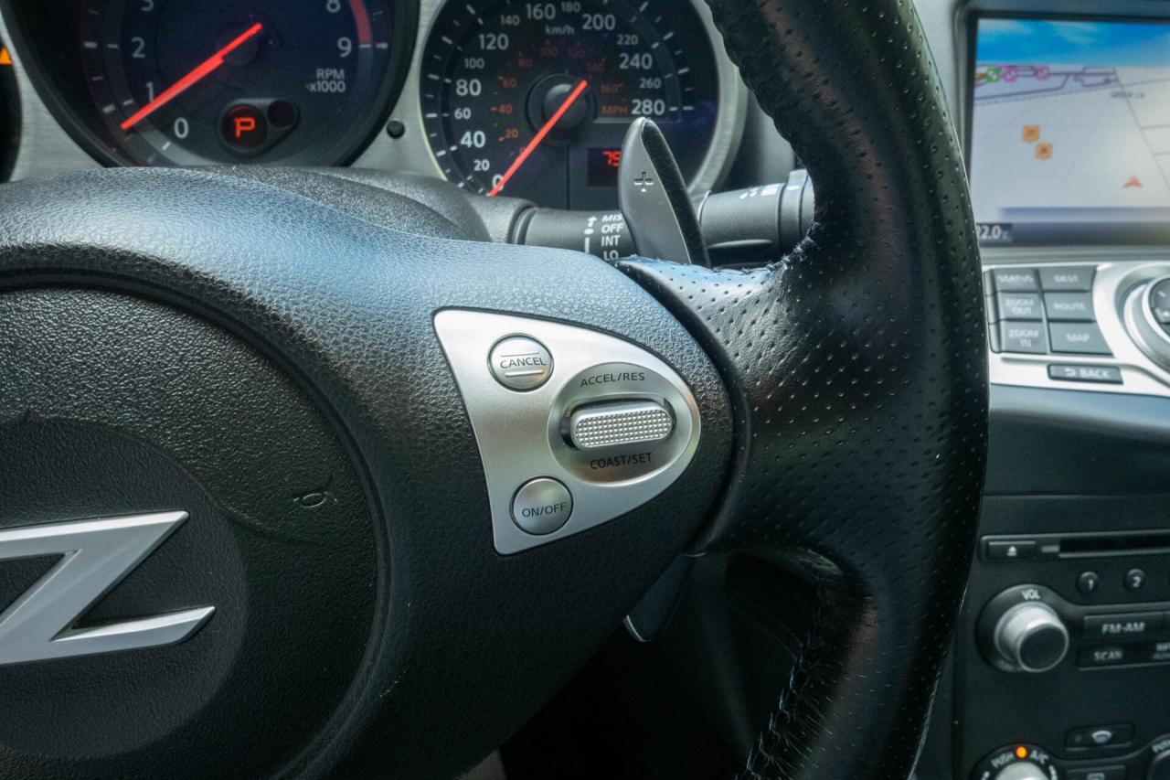 2017 Nissan 370Z 370Z Coupe Sport Touring Photo