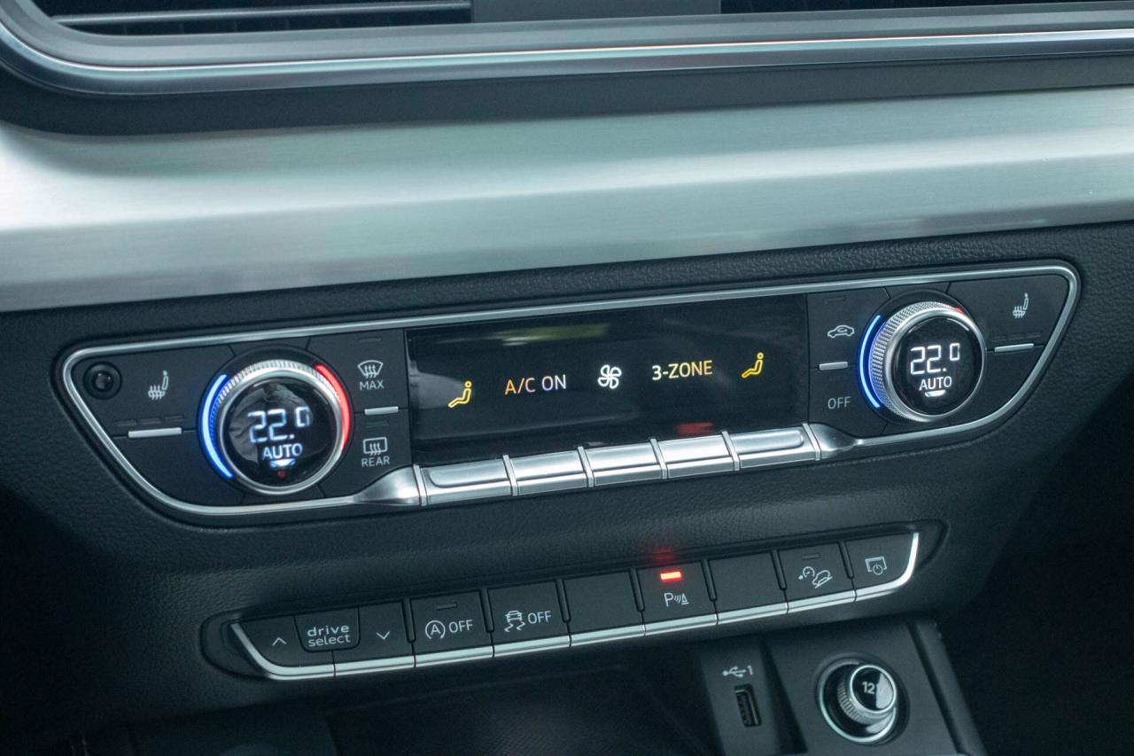 2018 Audi SQ5 3.0T Progressiv Quattro Photo