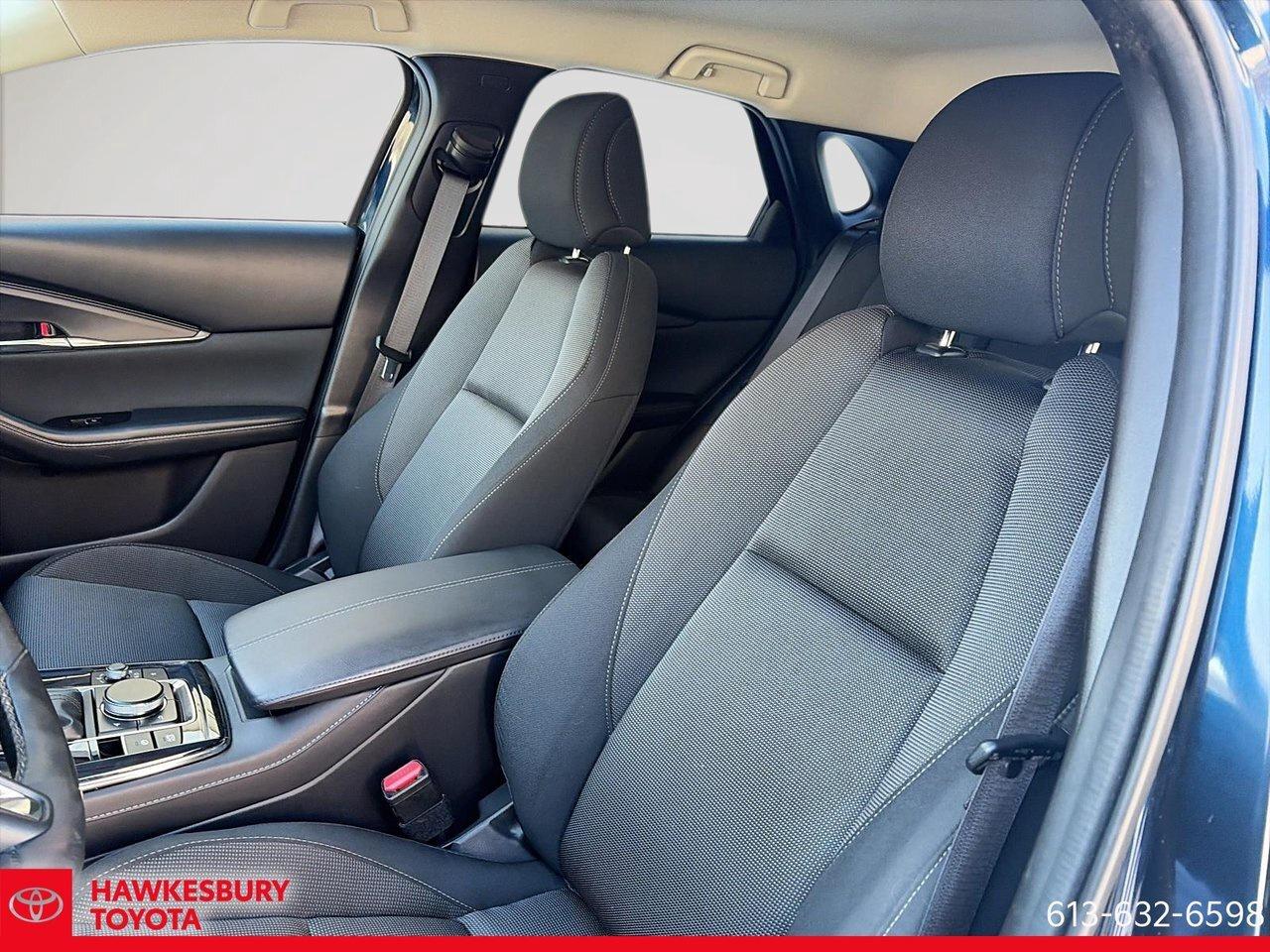 2024 Mazda CX-30 GS A stylish and modern compact SUV / Un VUS compa Photo