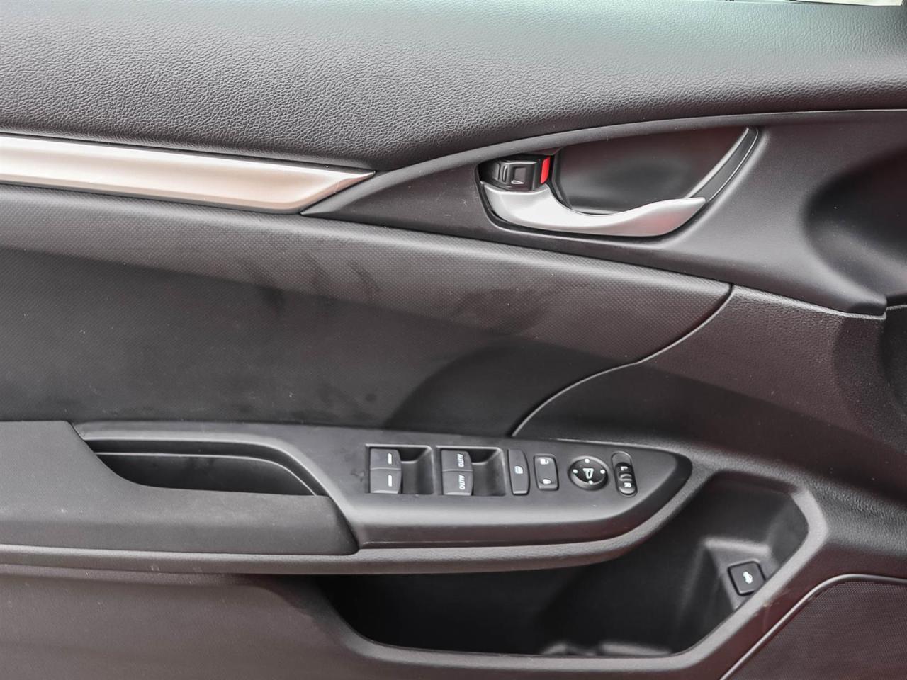 2020 Honda Civic Sedan LX   ONE OWNER   DEALER SRVICED   CARPLAY Photo