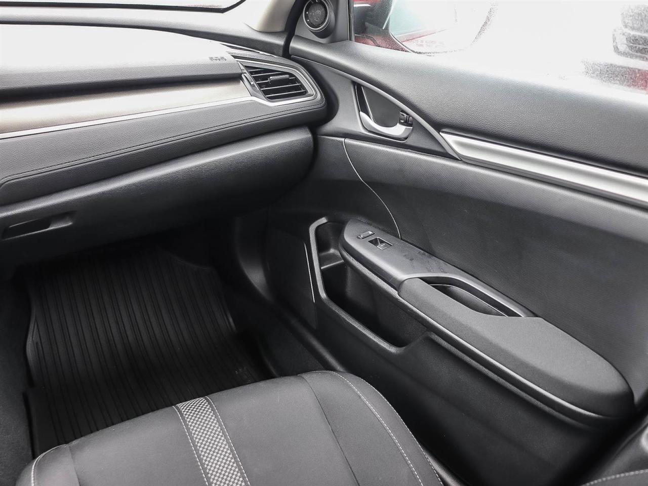 2020 Honda Civic Sedan LX   ONE OWNER   DEALER SRVICED   CARPLAY Photo