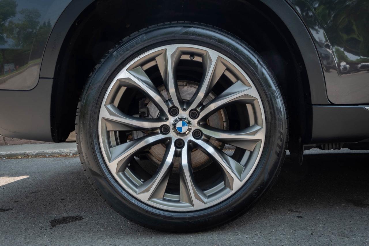 2015 BMW X6 xDrive35i Photo