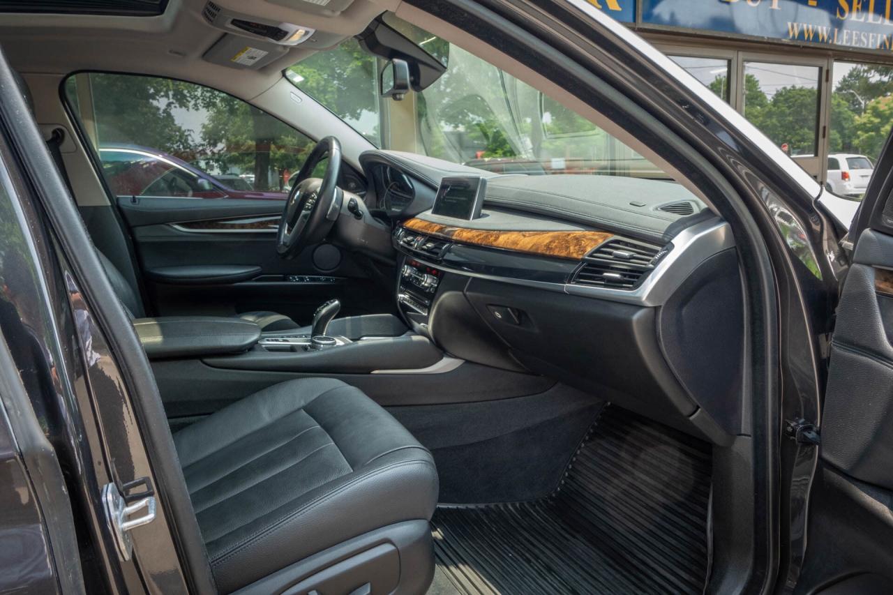 2015 BMW X6 xDrive35i Photo