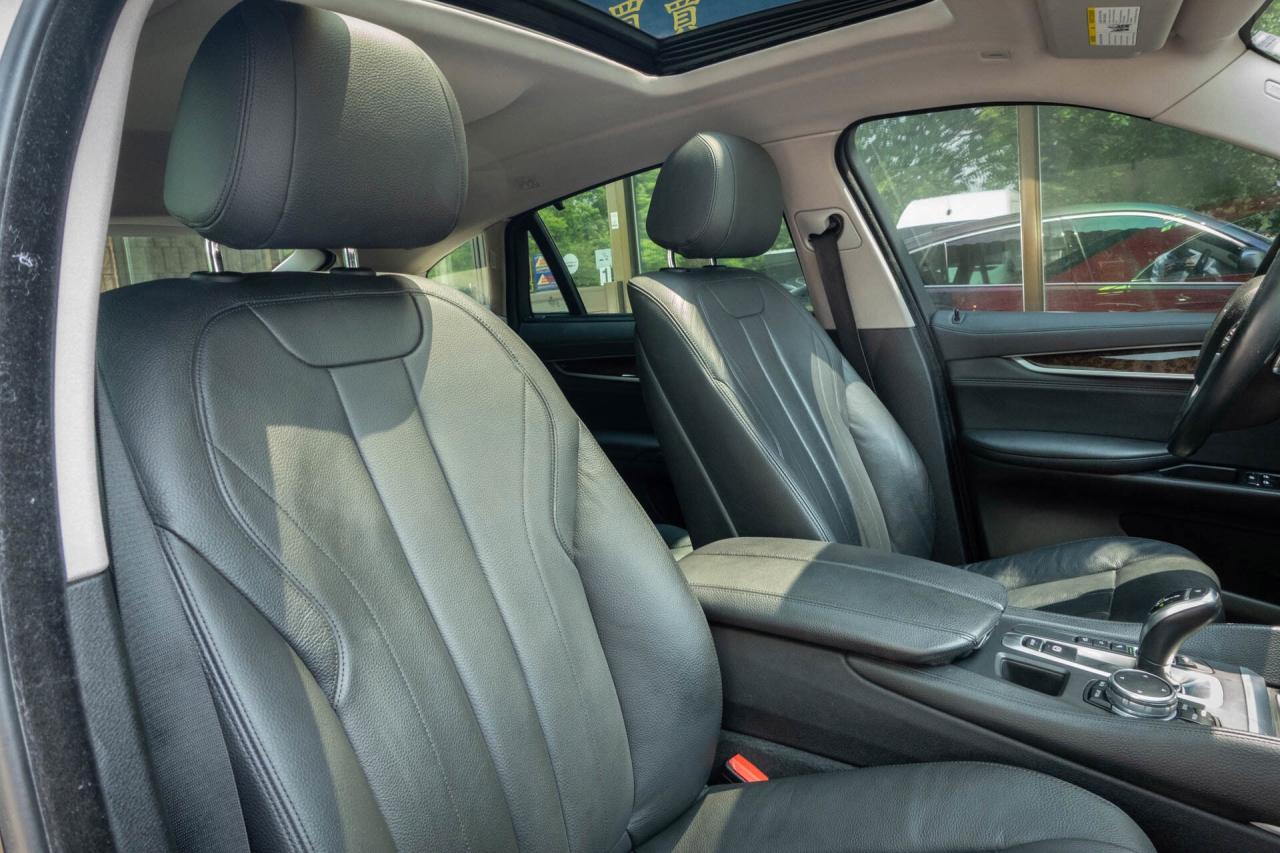 2015 BMW X6 xDrive35i Photo