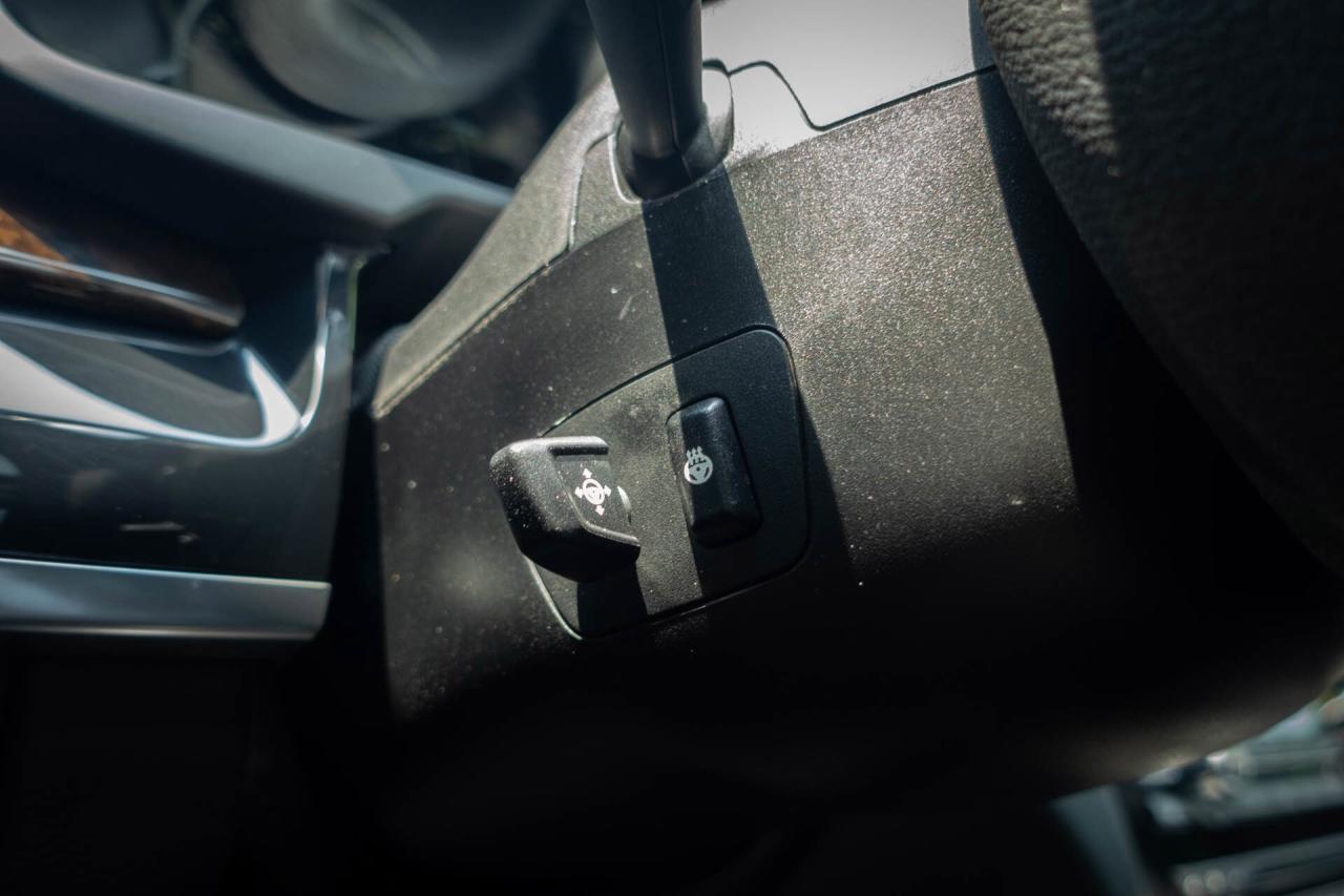 2015 BMW X6 xDrive35i Photo