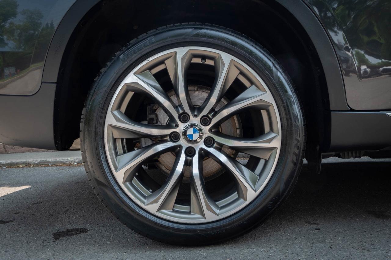 2015 BMW X6 xDrive35i Photo