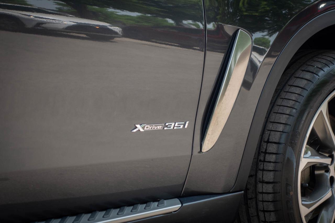 2015 BMW X6 xDrive35i Photo