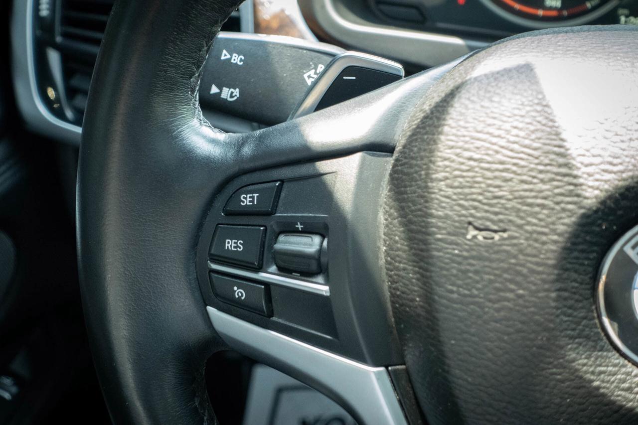 2015 BMW X6 xDrive35i Photo