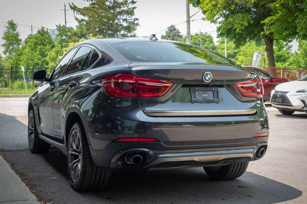 2015 BMW X6 xDrive35i Photo