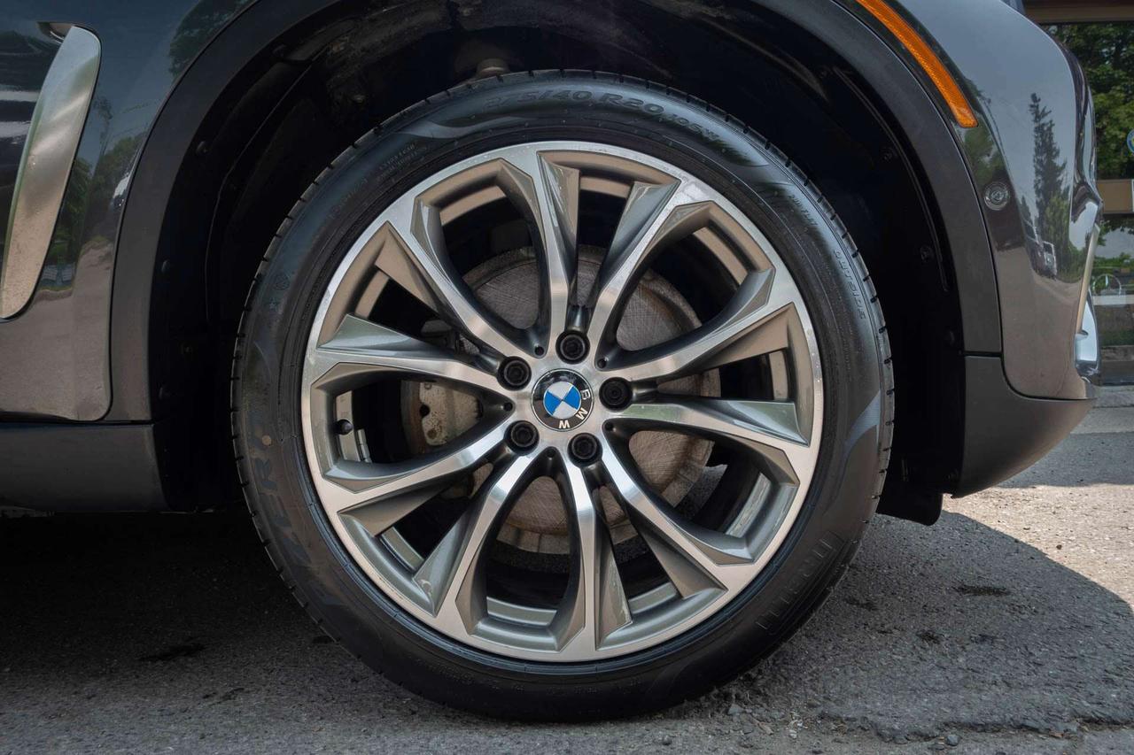 2015 BMW X6 xDrive35i Photo