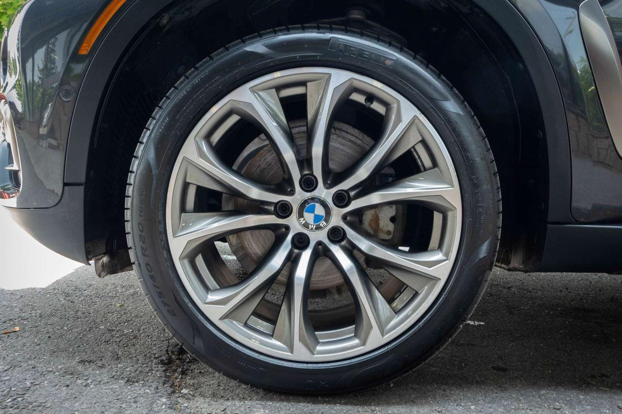 2015 BMW X6 xDrive35i Photo