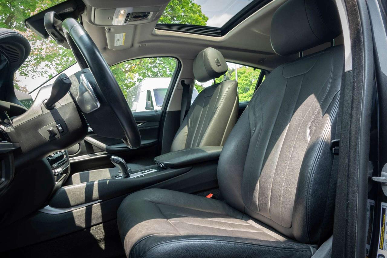 2015 BMW X6 xDrive35i Photo