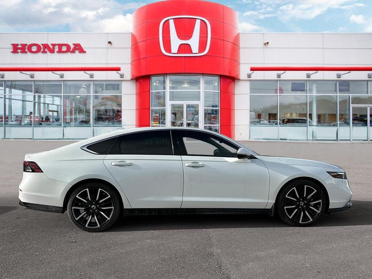 2025 Honda Accord Hybrid TOURING Photo