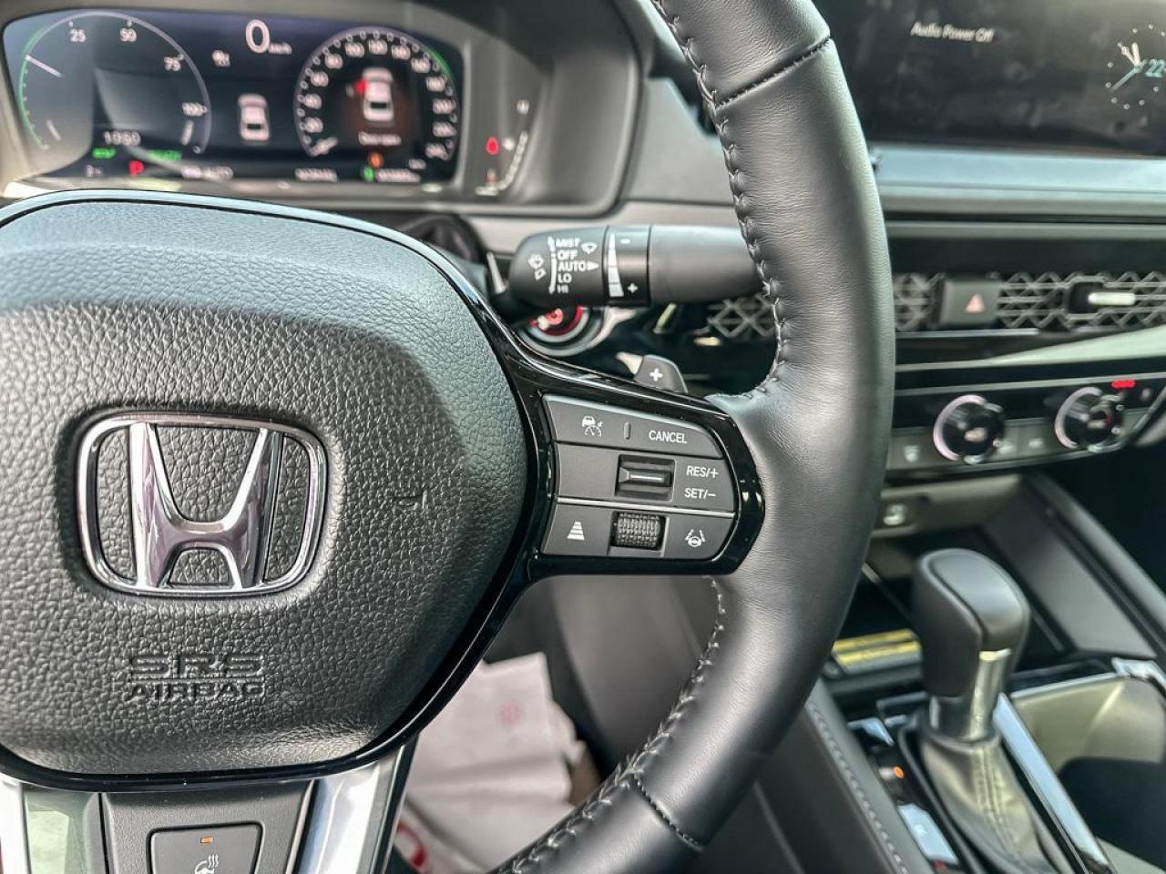 2025 Honda Accord Hybrid TOURING Photo