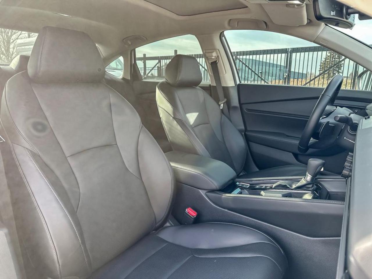 2025 Honda Accord Hybrid TOURING Photo