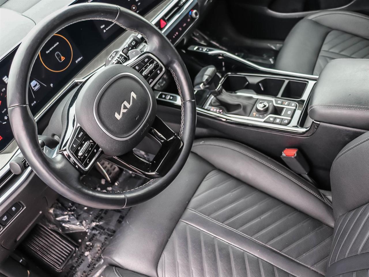 2025 Kia Sorento X-LINE LIMITED   SNOW TIRES INCLUDED   CLEAN Photo