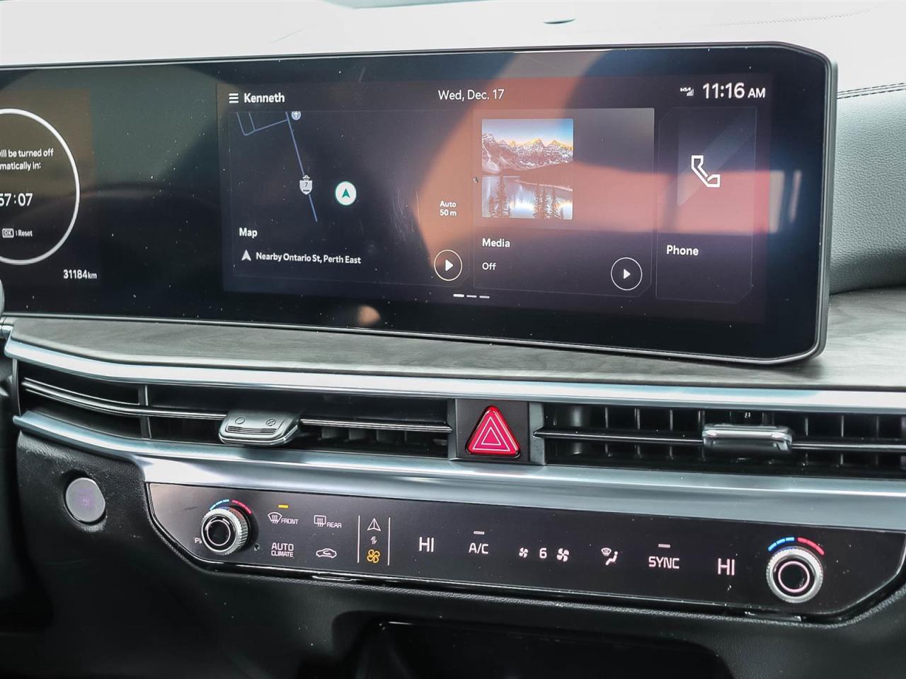 2025 Kia Sorento X-LINE LIMITED   SNOW TIRES INCLUDED   CLEAN Photo