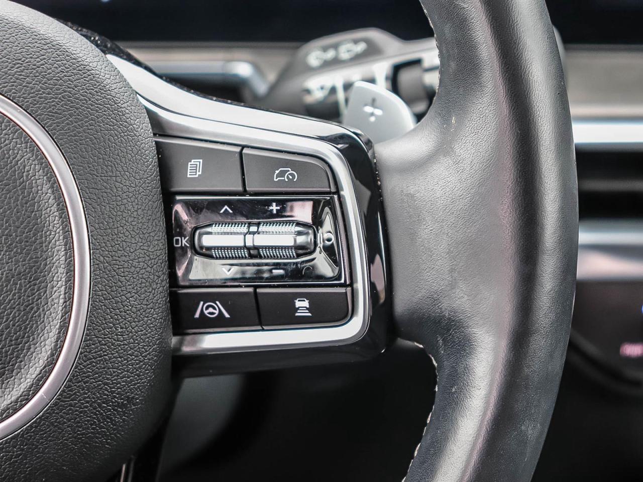 2025 Kia Sorento X-LINE LIMITED   SNOW TIRES INCLUDED   CLEAN Photo