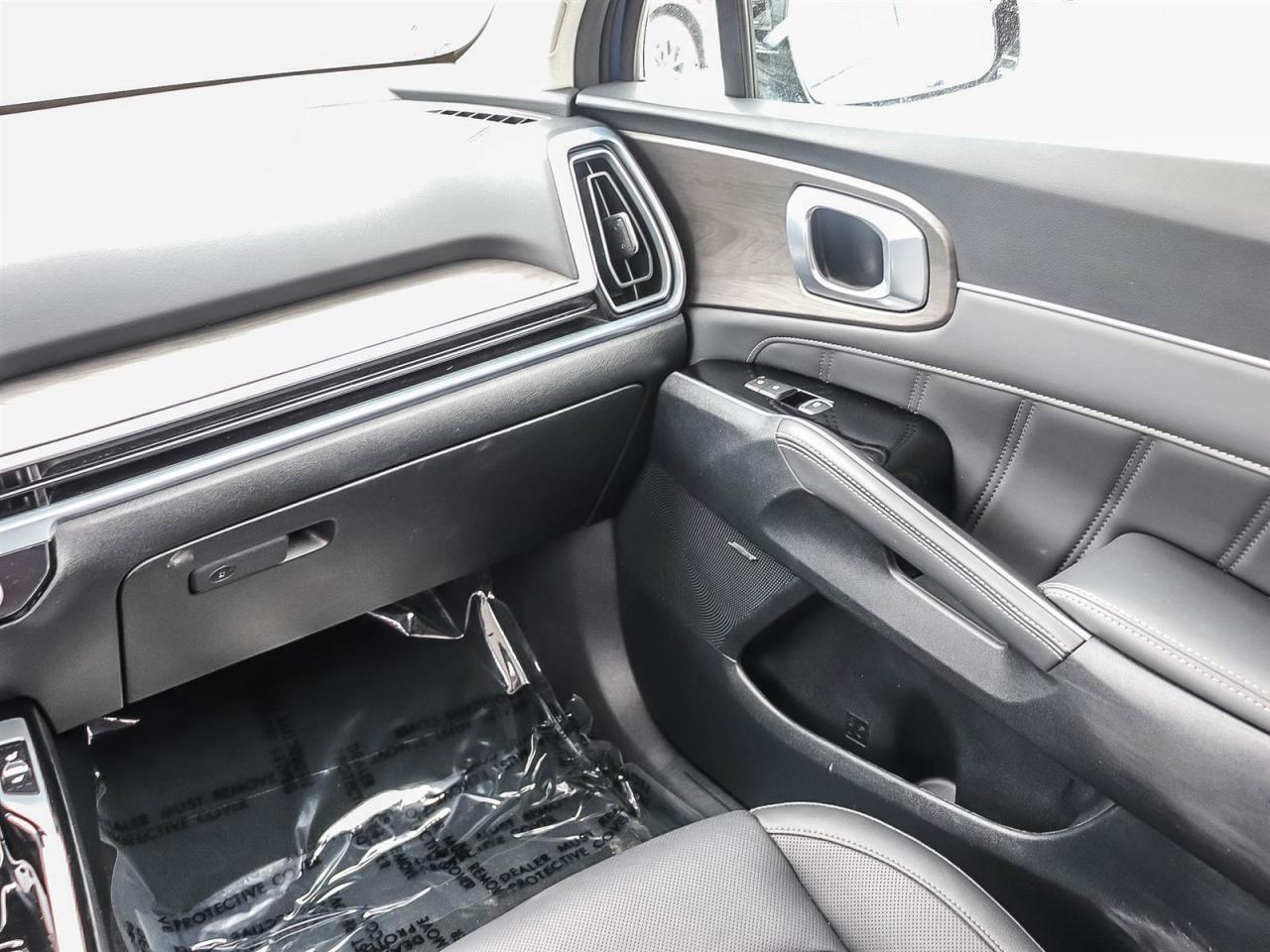 2025 Kia Sorento X-LINE LIMITED   SNOW TIRES INCLUDED   CLEAN Photo