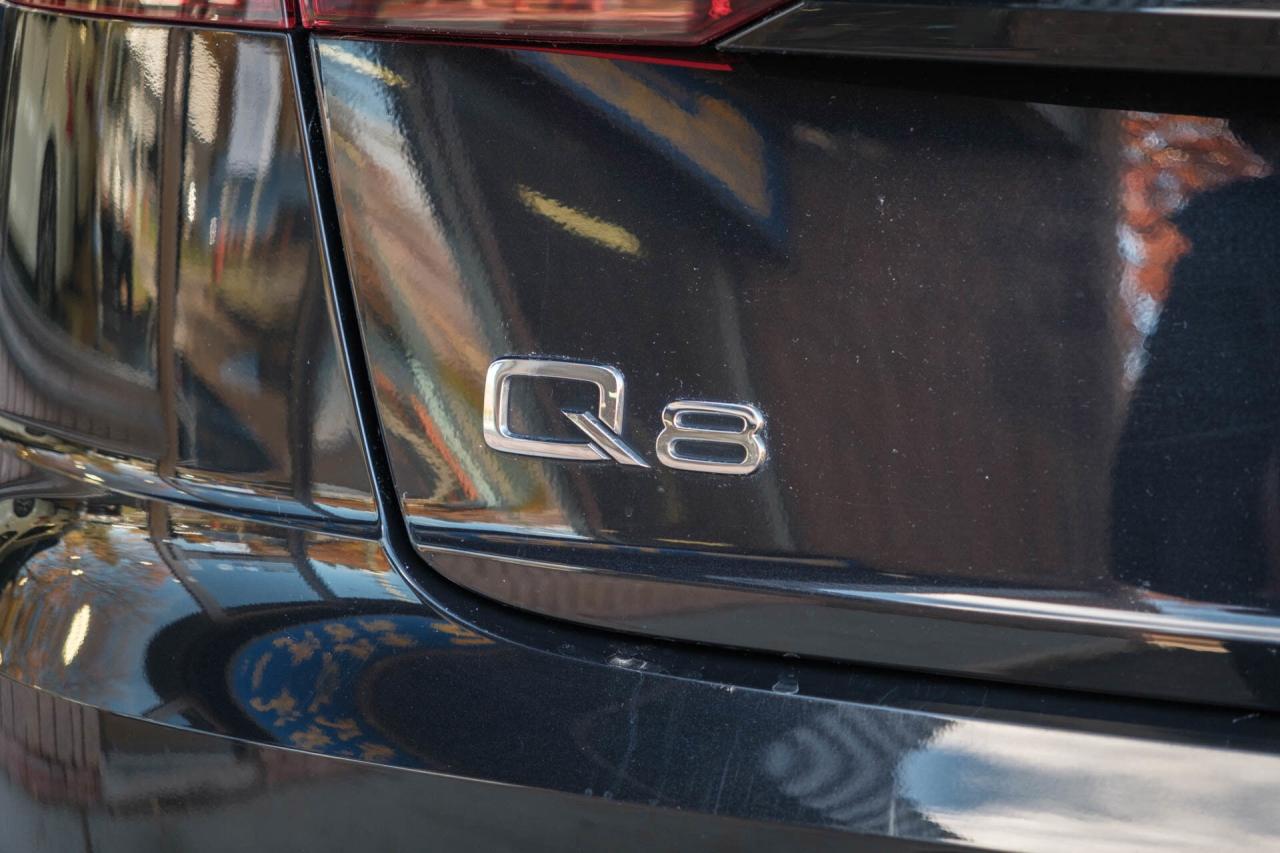 2019 Audi Q8 Progressiv Photo