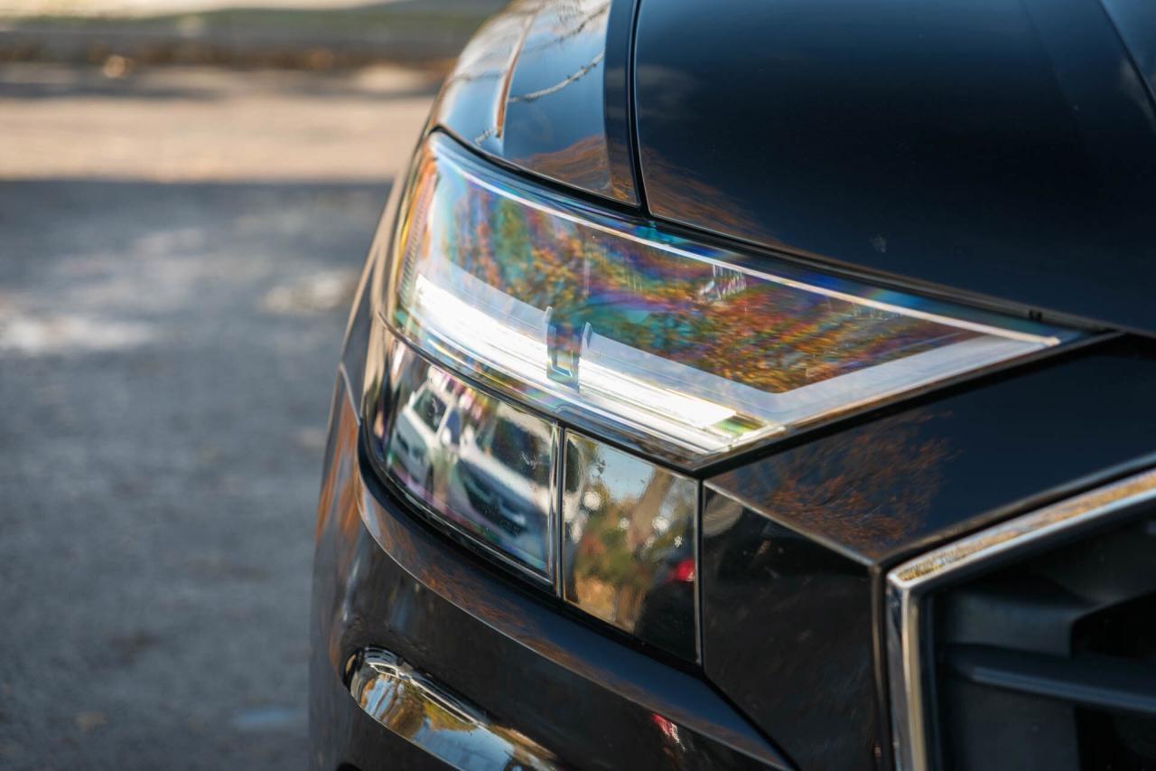 2019 Audi Q8 Progressiv Photo