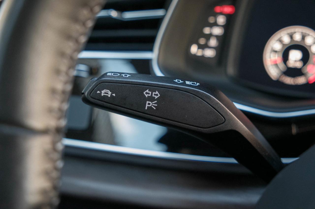 2019 Audi Q8 Progressiv Photo