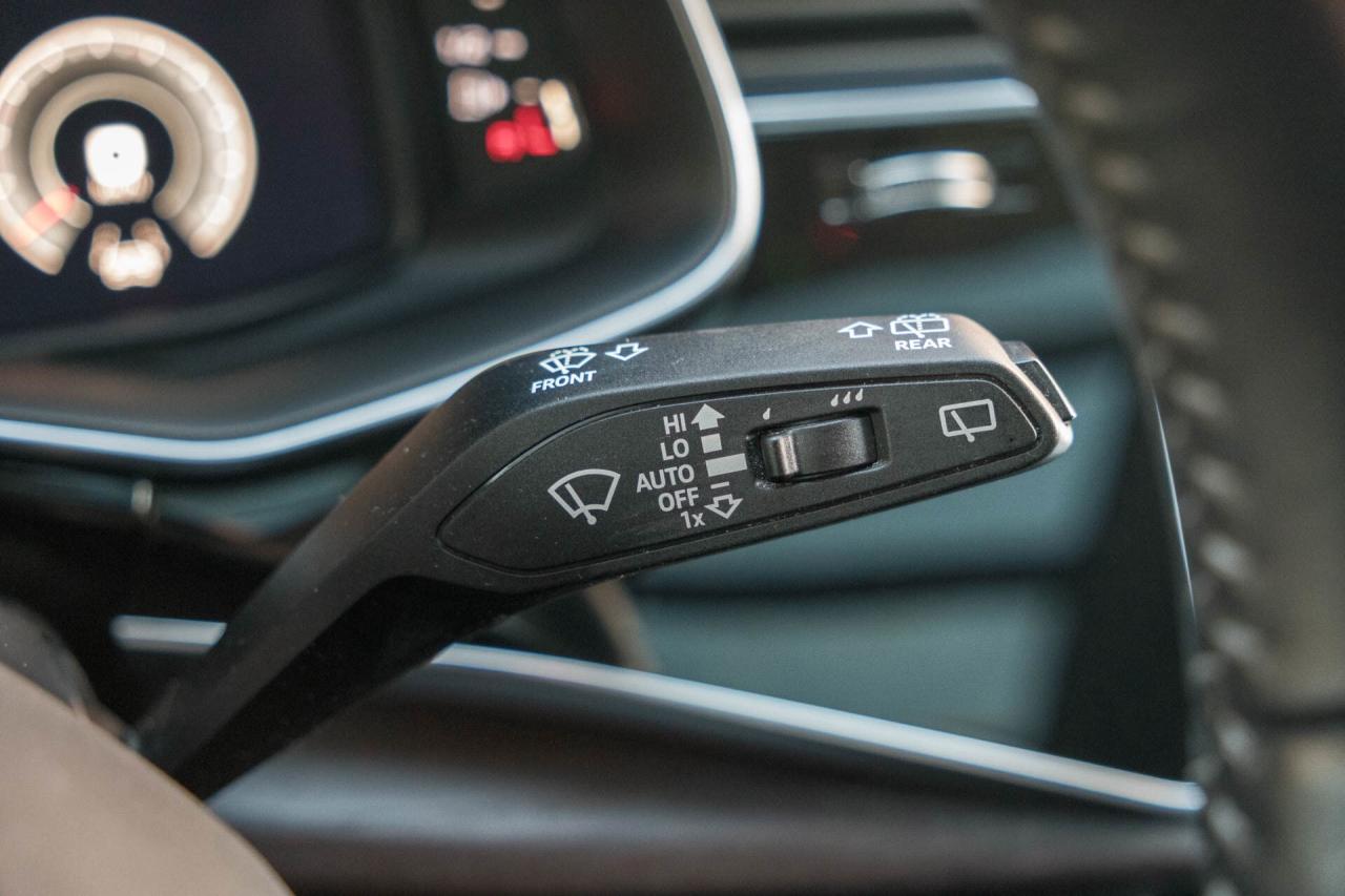 2019 Audi Q8 Progressiv Photo