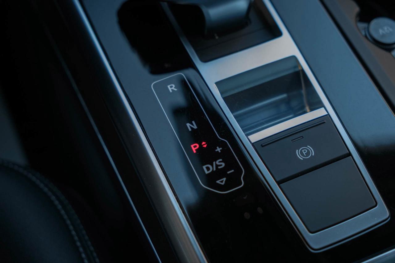 2019 Audi Q8 Progressiv Photo