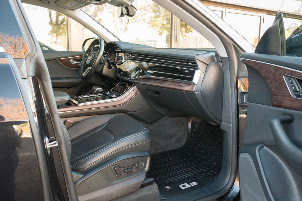 2019 Audi Q8 Progressiv Photo