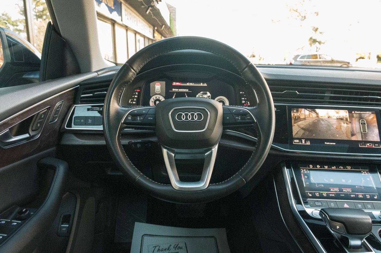 2019 Audi Q8 Progressiv Photo