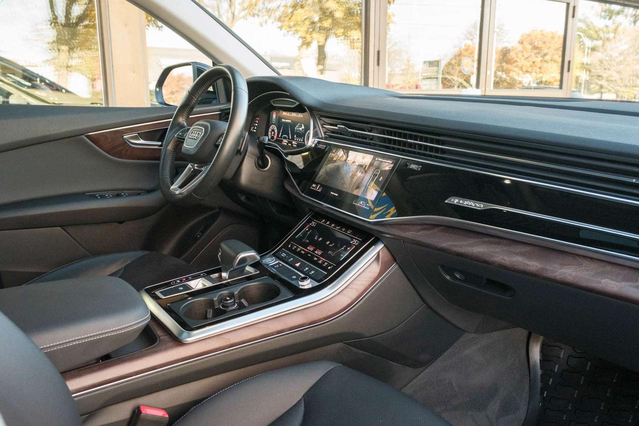 2019 Audi Q8 Progressiv Photo
