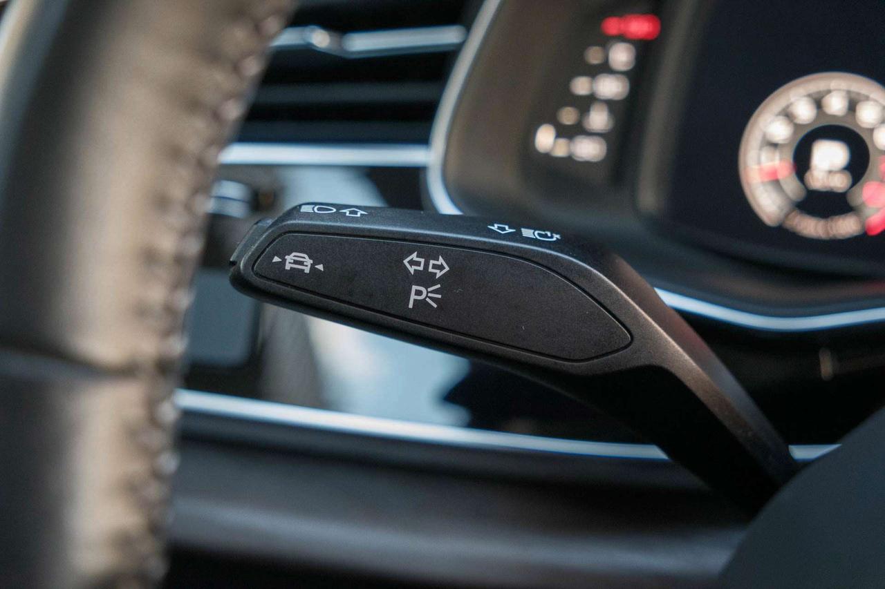 2019 Audi Q8 Progressiv Photo