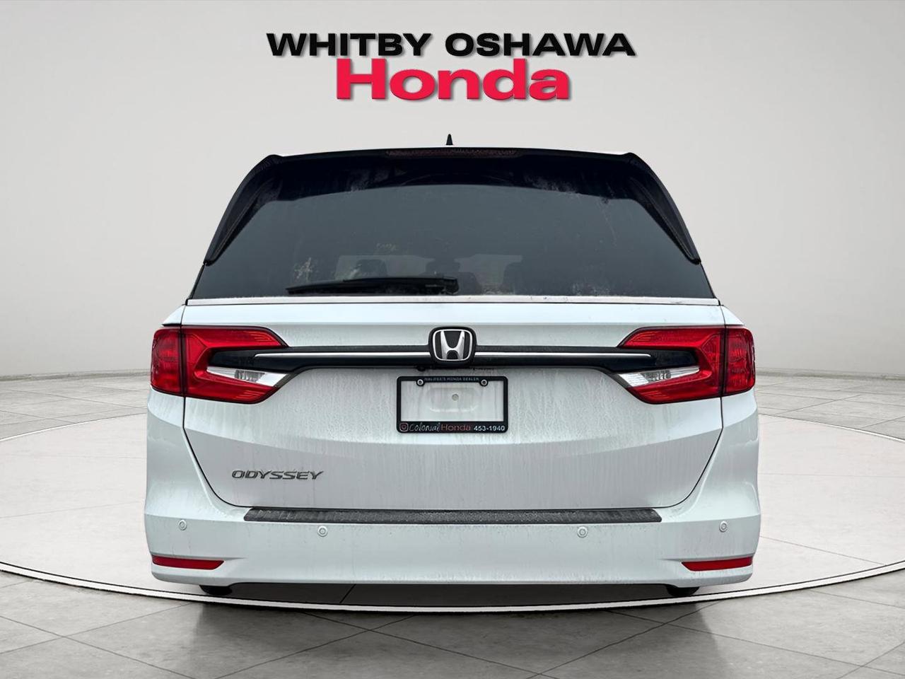 2022 Honda Odyssey Heated Seats l Heated Steering Wheel Photo3