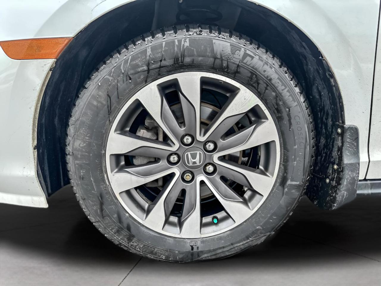 2022 Honda Odyssey Heated Seats l Heated Steering Wheel Photo