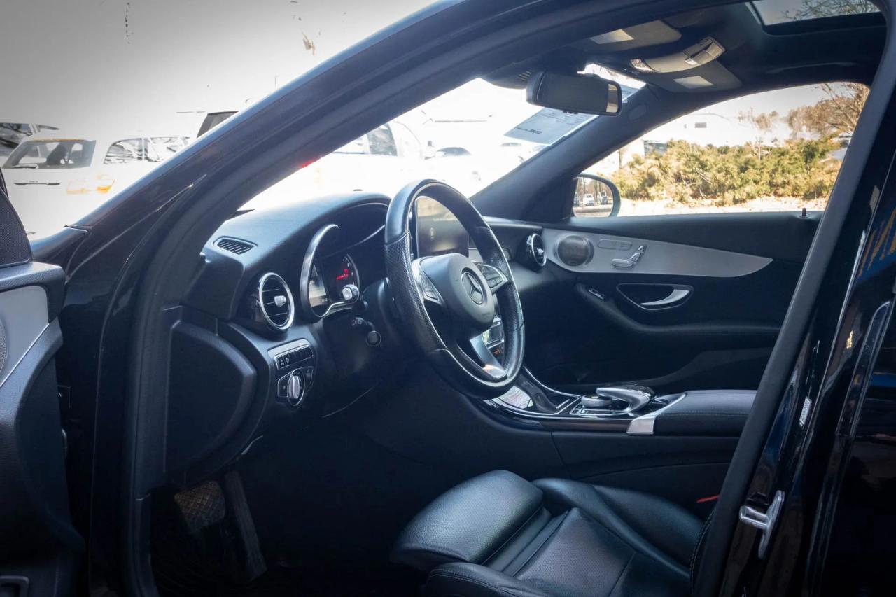 2017 Mercedes-Benz C-Class C300 4MATIC Sedan Photo