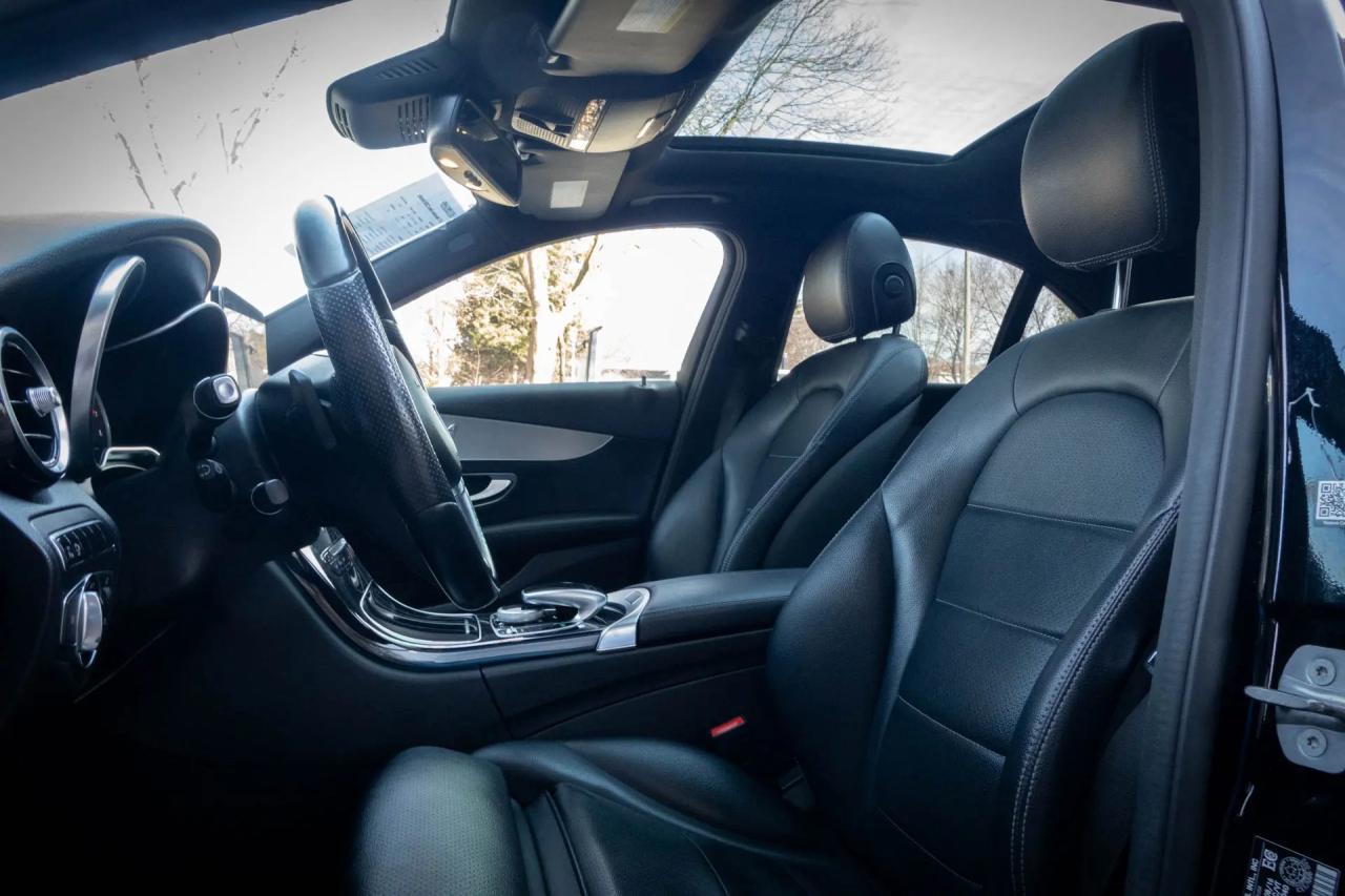 2017 Mercedes-Benz C-Class C300 4MATIC Sedan Photo