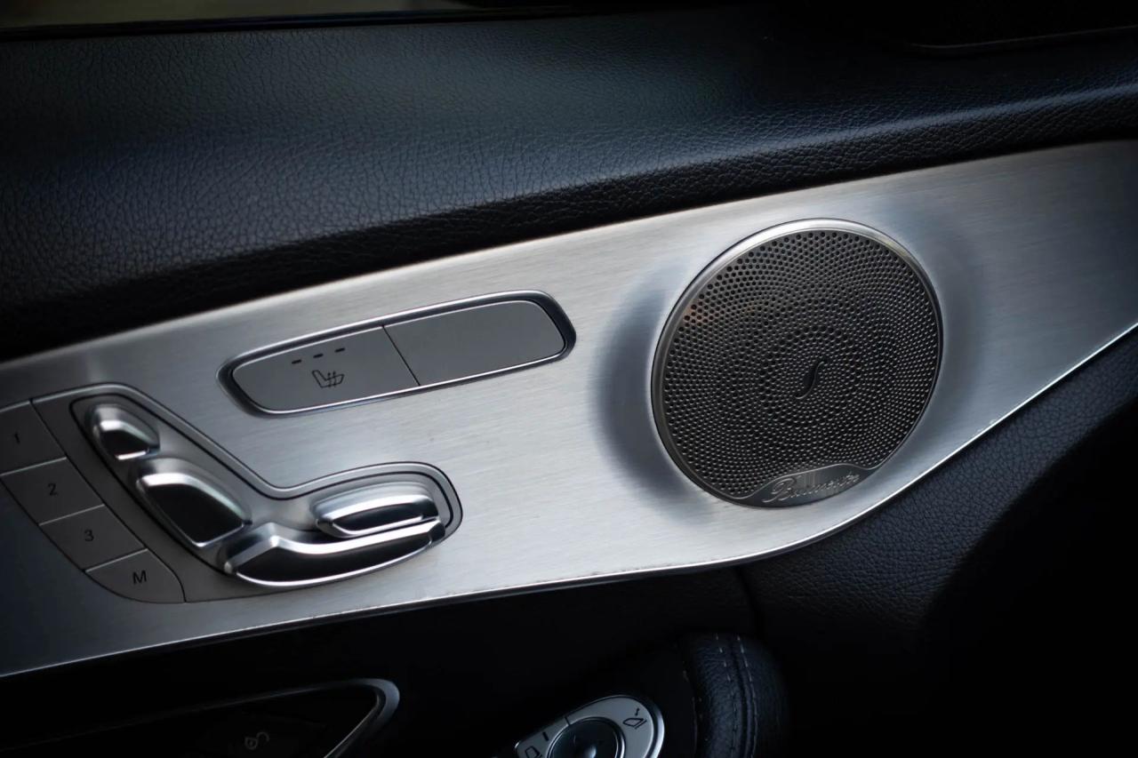 2017 Mercedes-Benz C-Class C300 4MATIC Sedan Photo