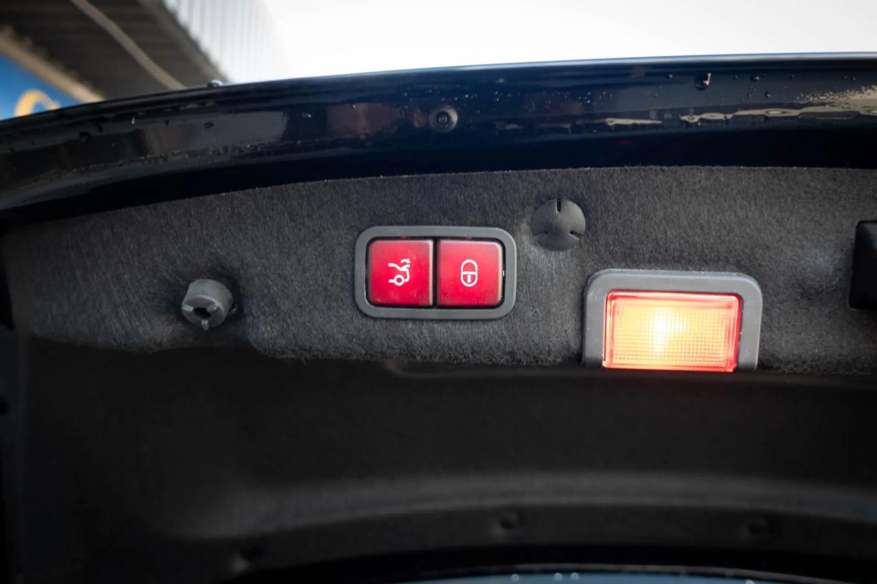 2017 Mercedes-Benz C-Class C300 4MATIC Sedan Photo