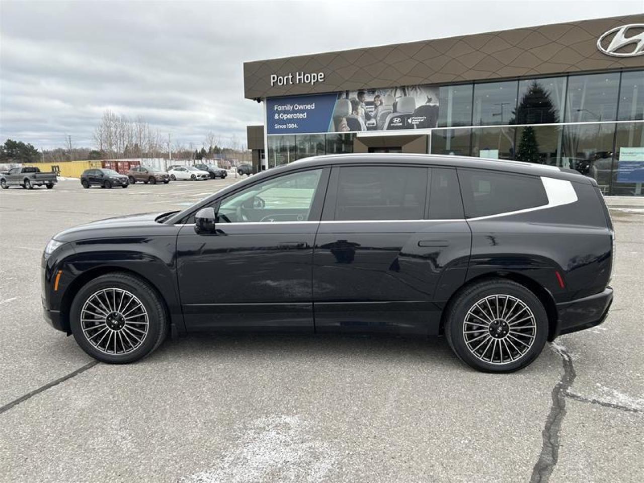 2026 Hyundai IONIQ 9 Preferred + AWD w/Ultimate Calligraphy Pkg Photo3