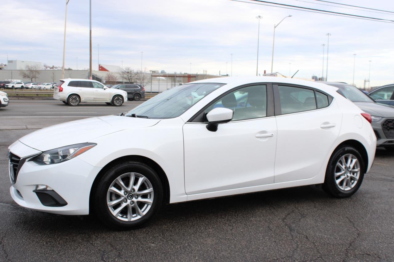 2016 Mazda MAZDA3 i Touring   Hatchback   No Accident   $83/Weekly Photo2