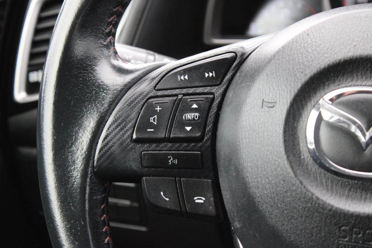 2016 Mazda MAZDA3 i Touring   Hatchback   No Accident   $83/Weekly Photo