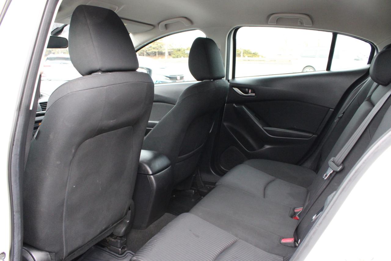 2016 Mazda MAZDA3 i Touring   Hatchback   No Accident   $83/Weekly Photo