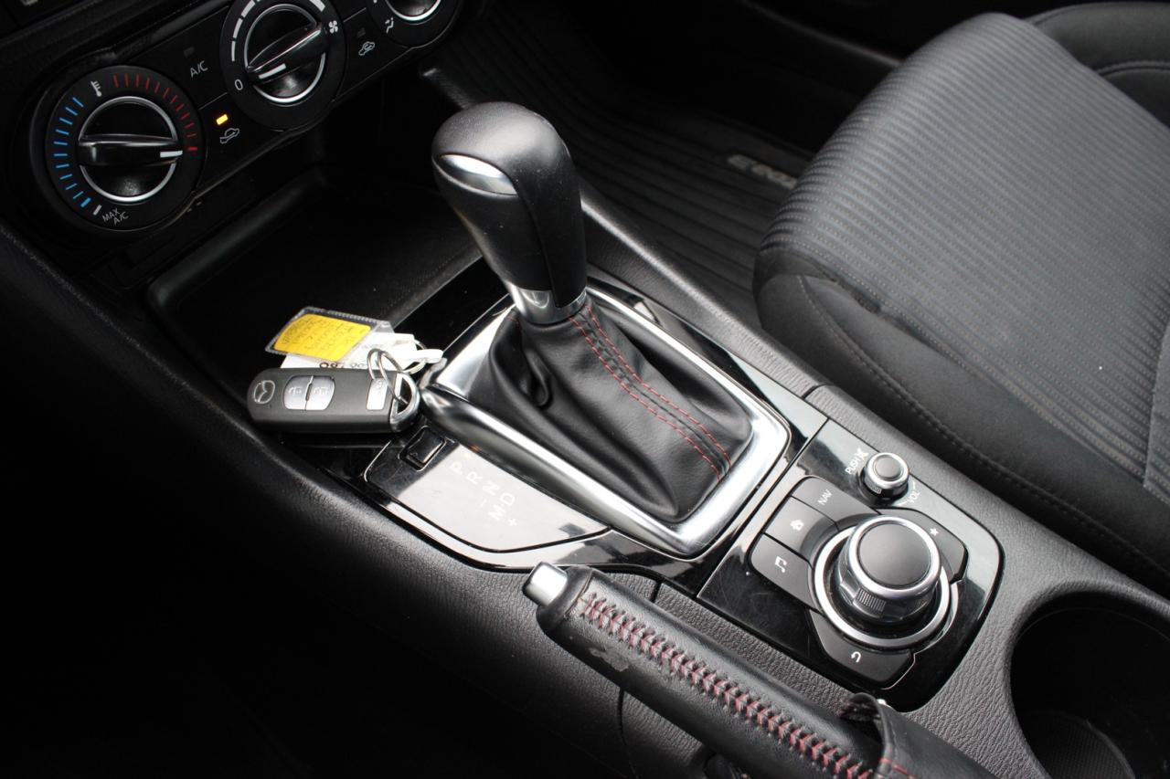 2016 Mazda MAZDA3 i Touring   Hatchback   No Accident   $83/Weekly Photo