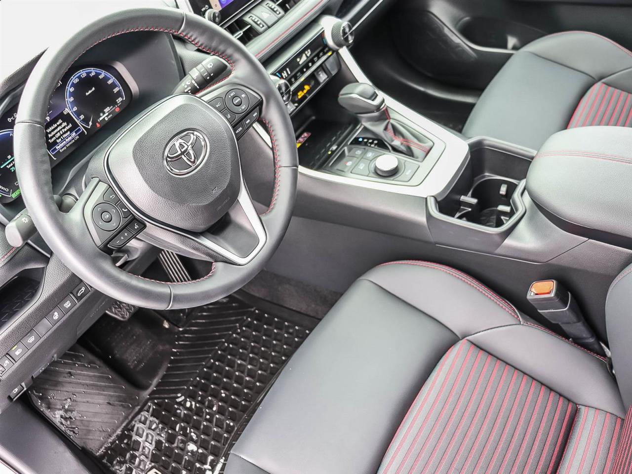 2024 Toyota RAV4 Prime XSE   PLUG IN HYBRID   LOW LOW MILEAGE Photo