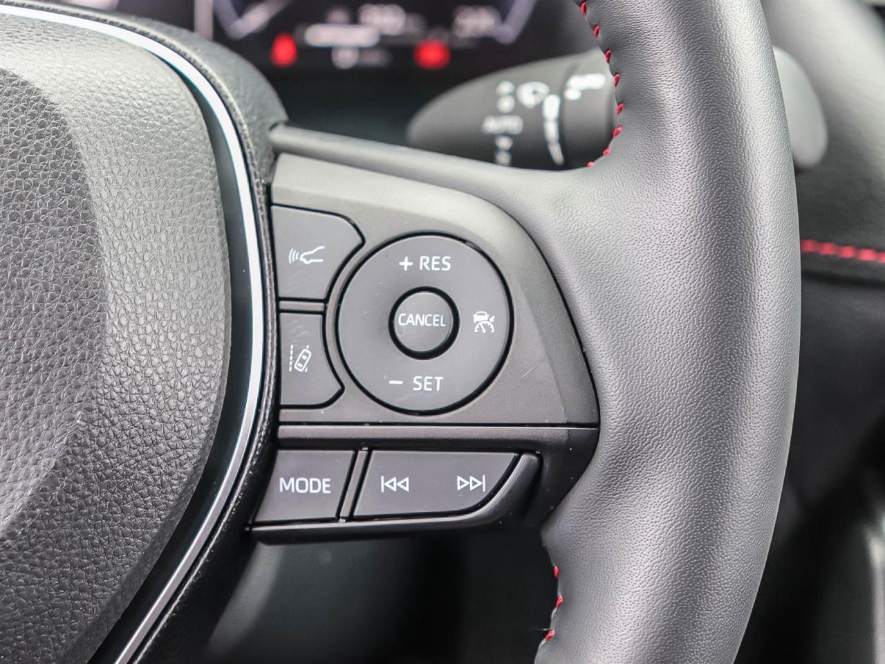 2024 Toyota RAV4 Prime XSE   PLUG IN HYBRID   LOW LOW MILEAGE Photo