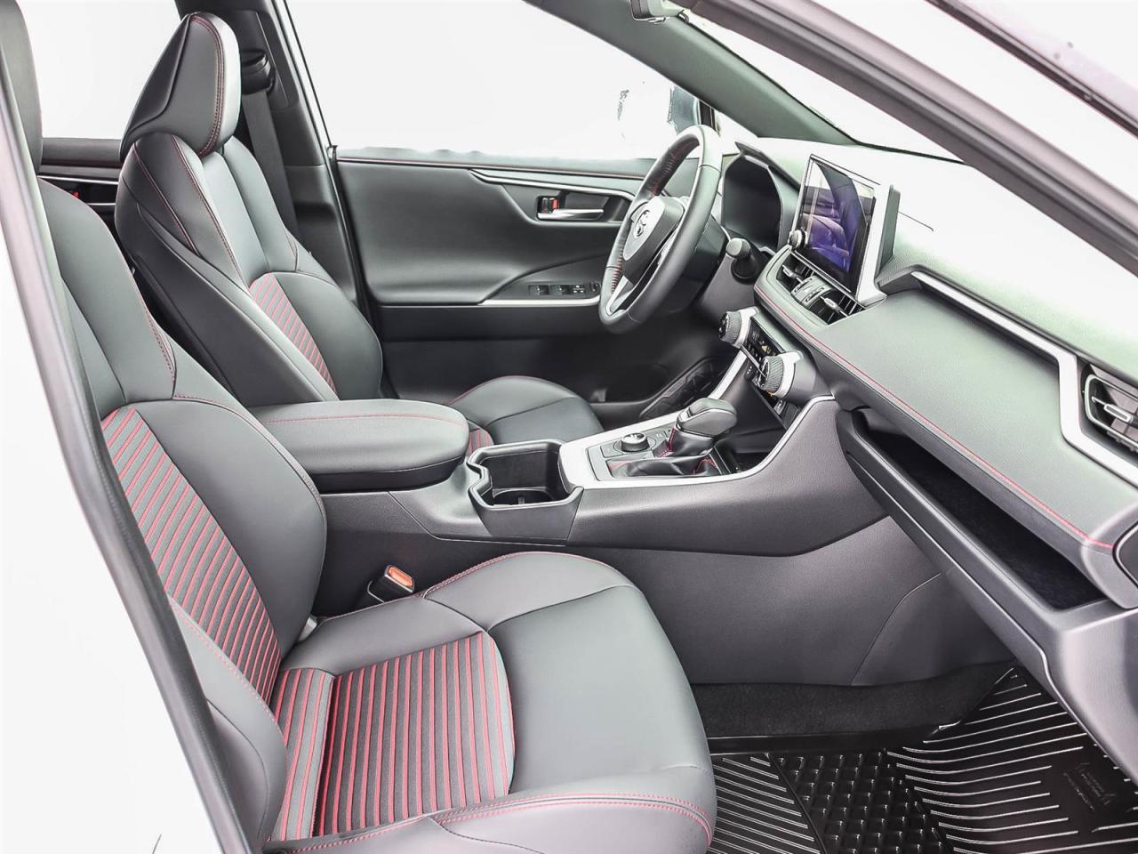 2024 Toyota RAV4 Prime XSE   PLUG IN HYBRID   LOW LOW MILEAGE Photo