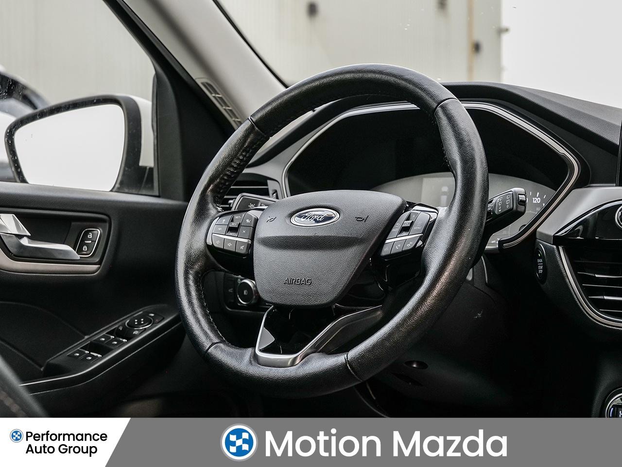 2021 Ford Escape SEL AWD  FRESH TRADE   REMOTE START   CO-PILOT 360 Photo