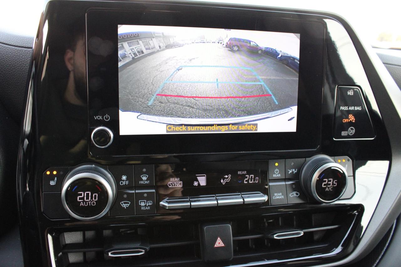 2023 Toyota Highlander XLE AWD 2.4L Navigation Camera 8 Passenger $134/We Photo